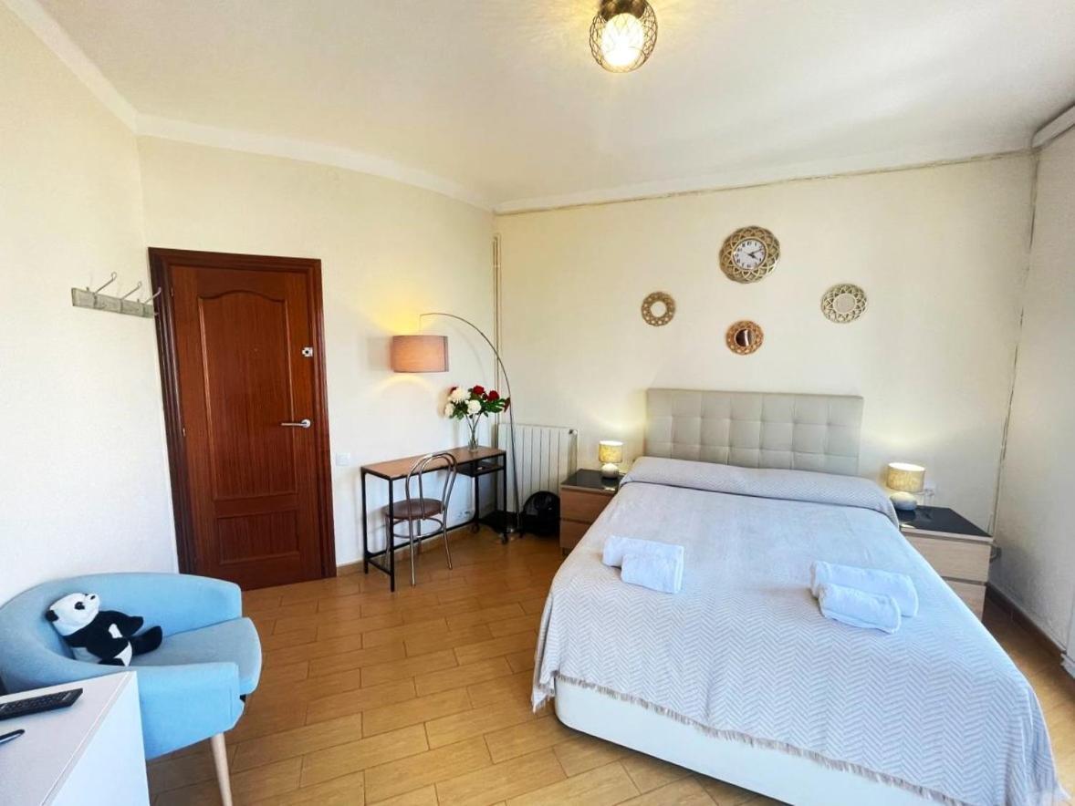 Rooms Nueva Valencia Barcelone Extérieur photo