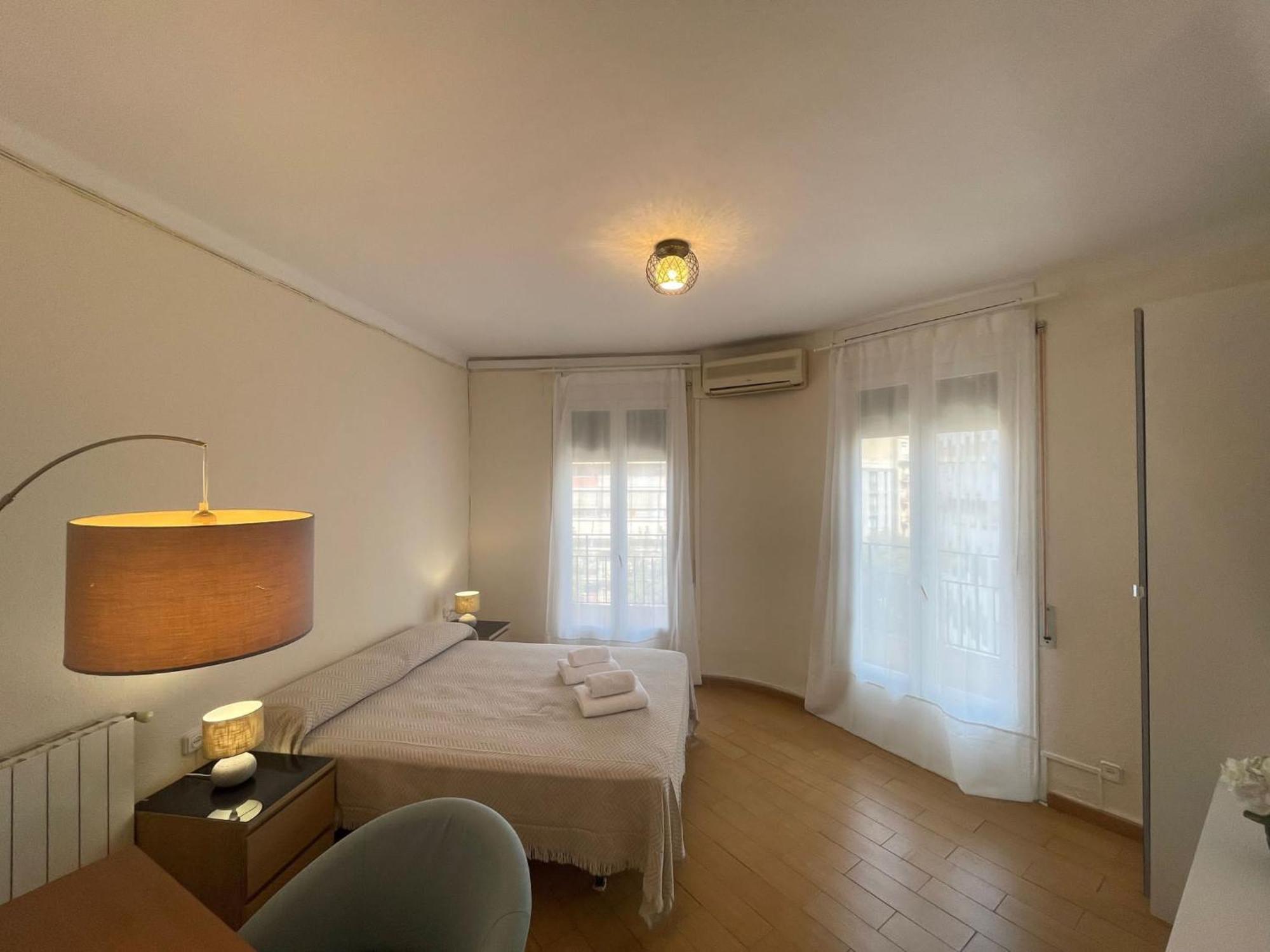 Rooms Nueva Valencia Barcelone Extérieur photo