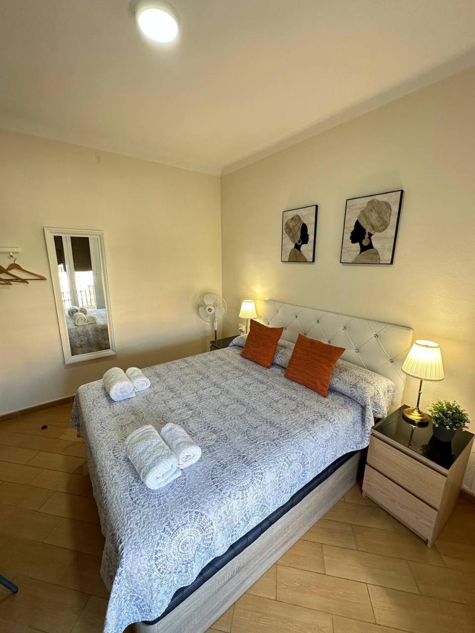Rooms Nueva Valencia Barcelone Extérieur photo