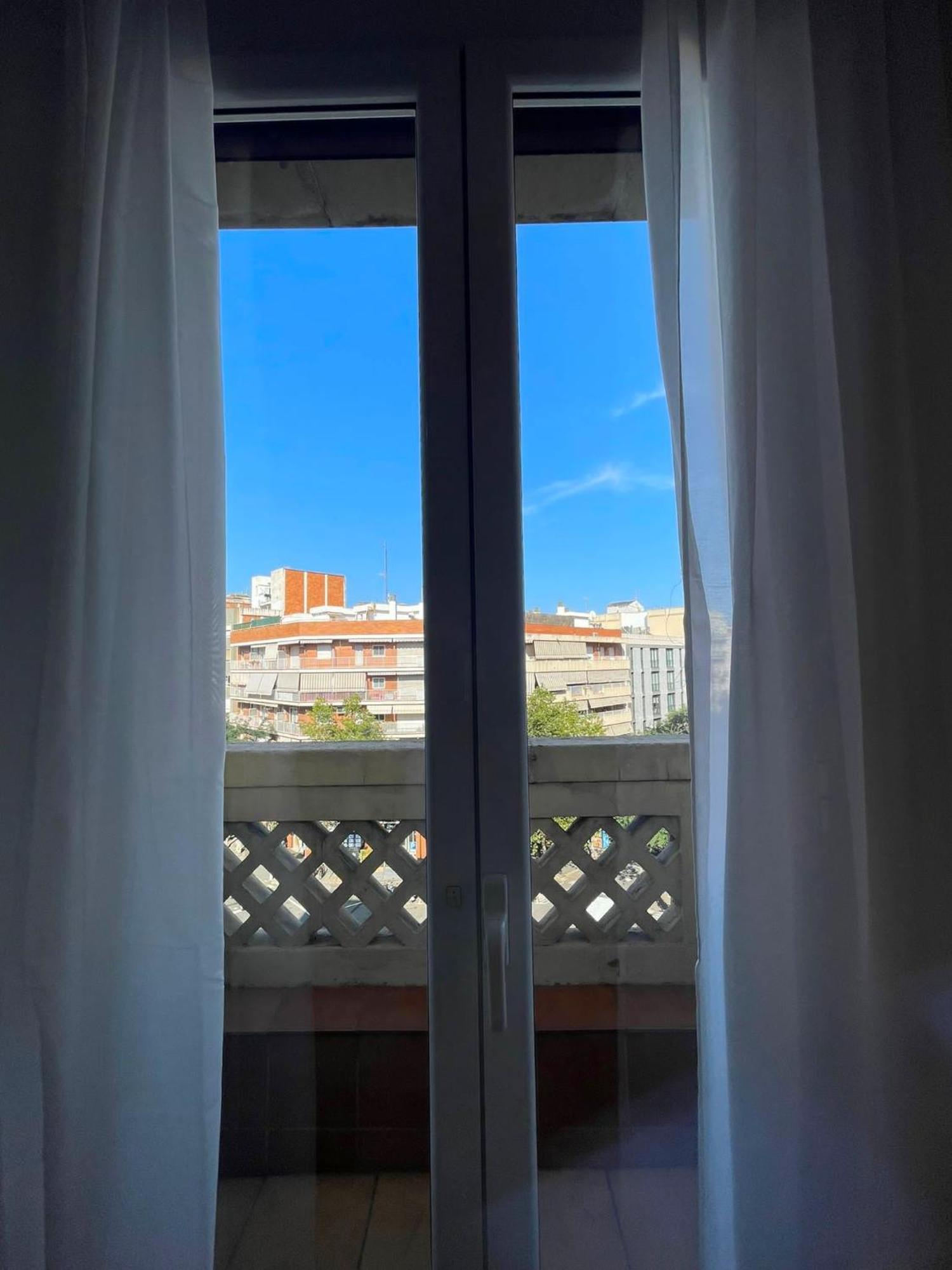 Rooms Nueva Valencia Barcelone Extérieur photo