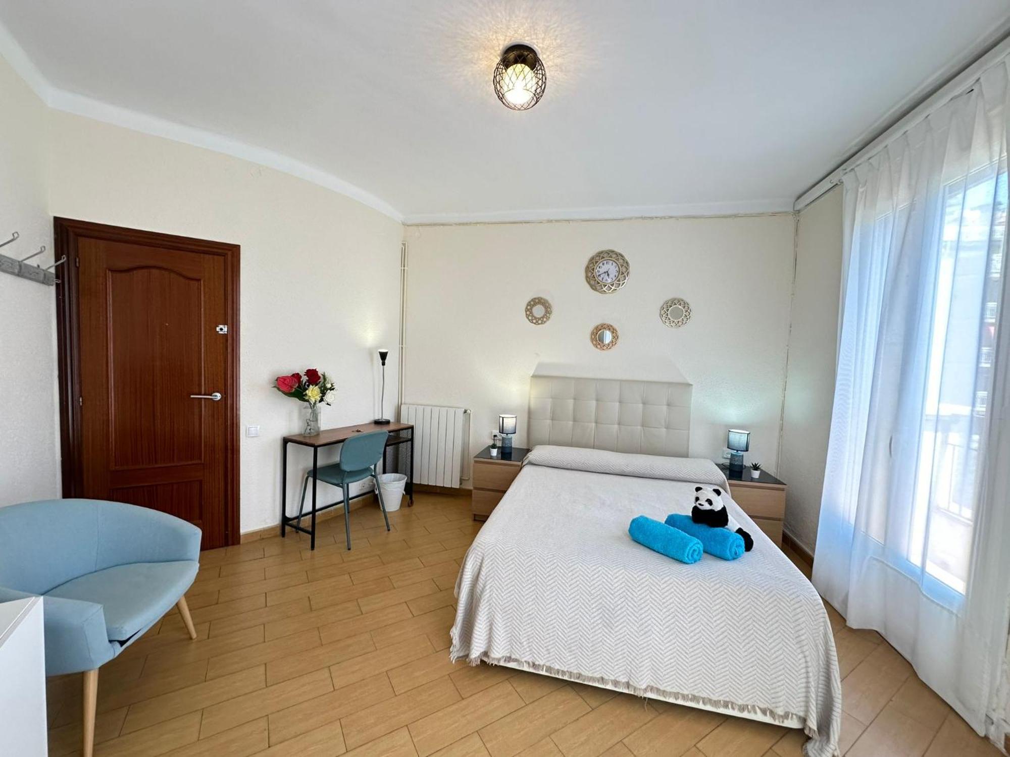 Rooms Nueva Valencia Barcelone Extérieur photo