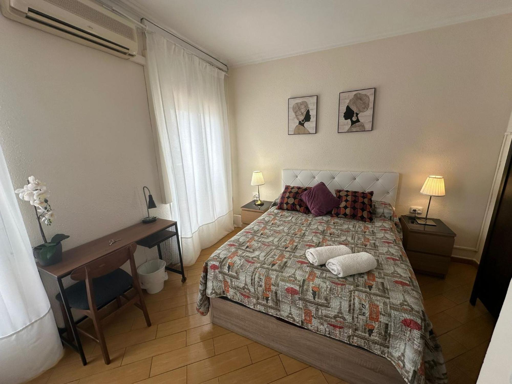 Rooms Nueva Valencia Barcelone Extérieur photo
