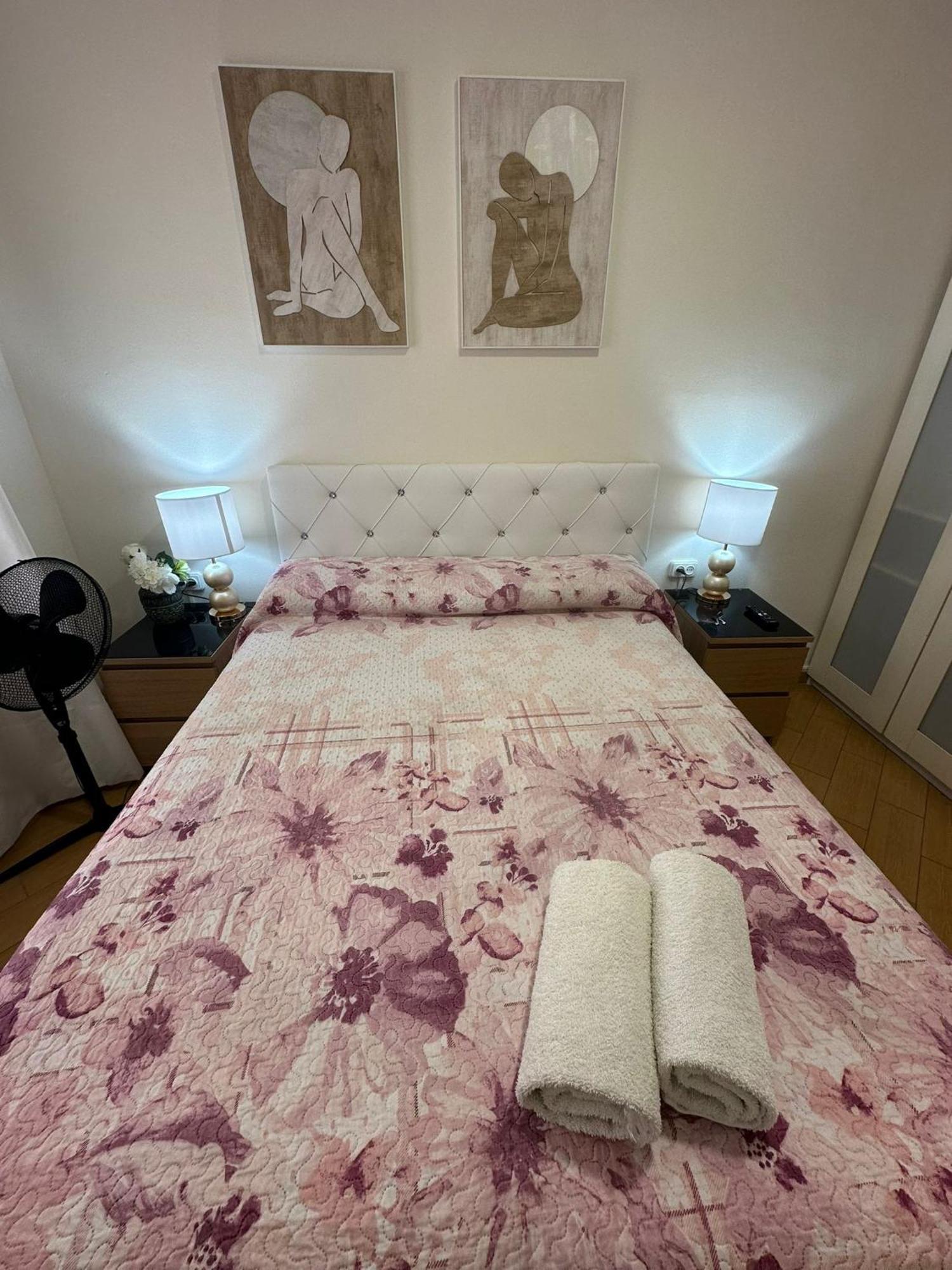 Rooms Nueva Valencia Barcelone Extérieur photo